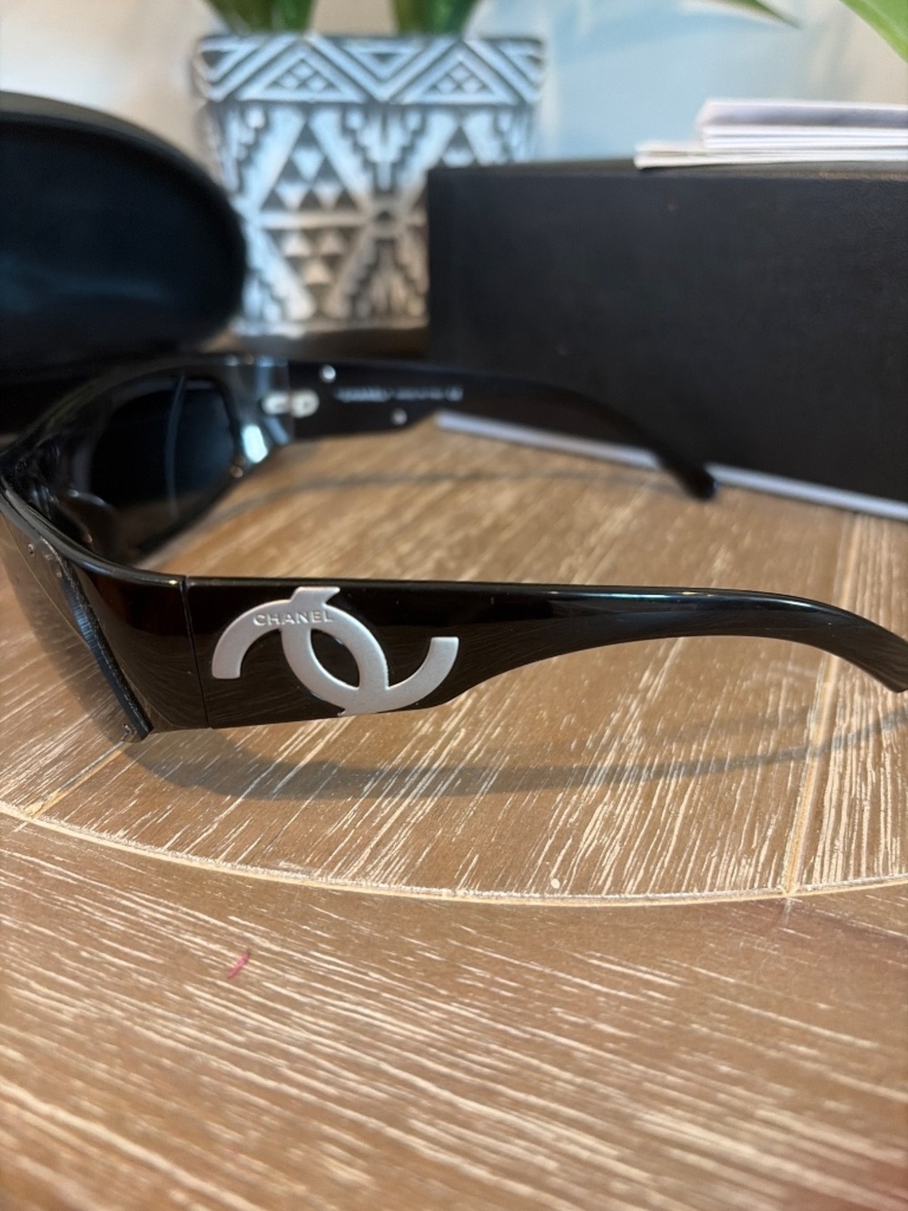 CHANEL sunglasses - Picture 5 of 12
